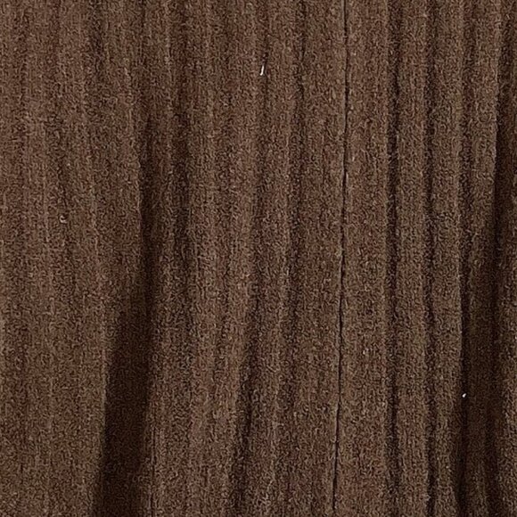 Cadigan brown - Picture 2 of 2